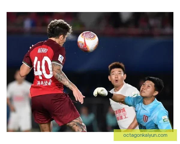 中超焦点转会持续升温，各俱乐部积极备战新赛季